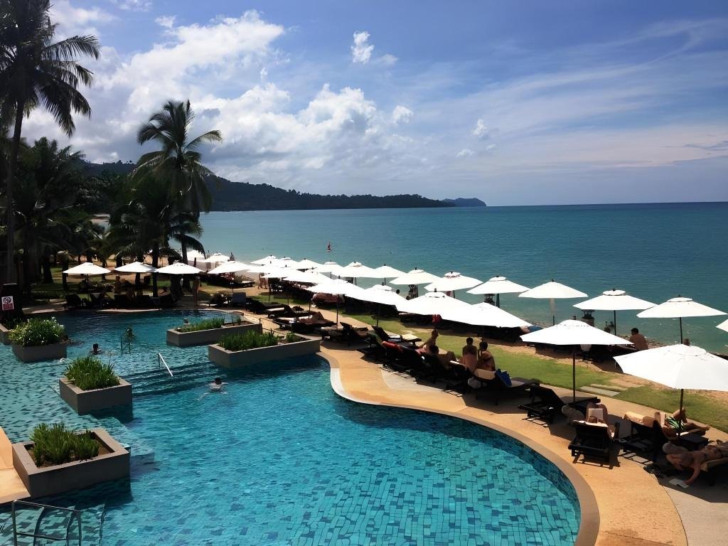 Mukdara Beach Villa & Spa Hotel