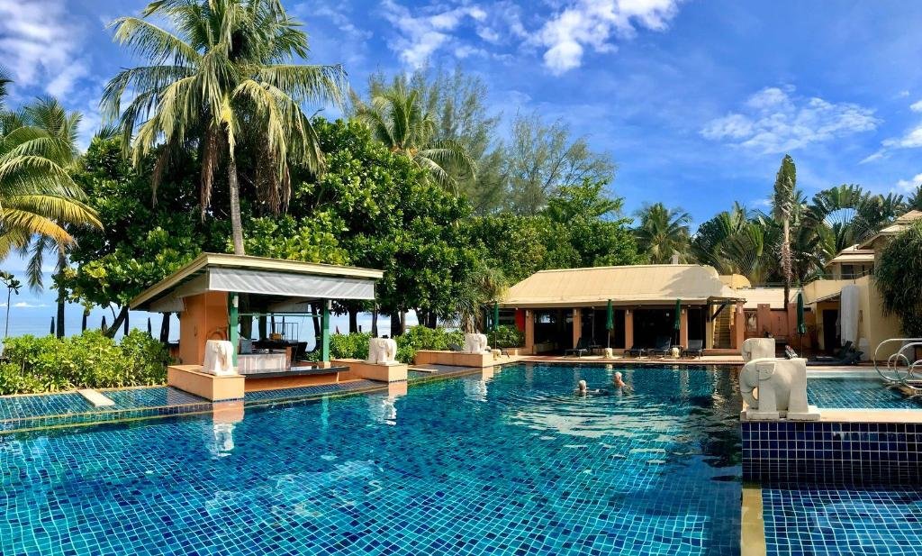 Poolside bar, Baan Khaolak Beach Resort in Khao Lak